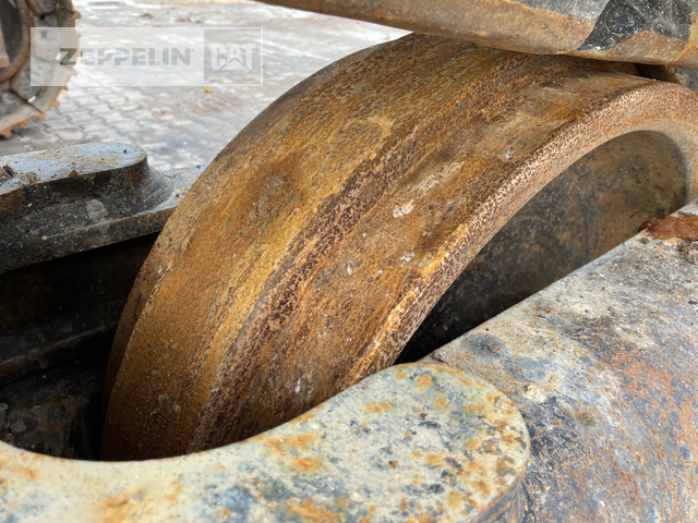 Crawler excavator Cat 352FL: picture 34