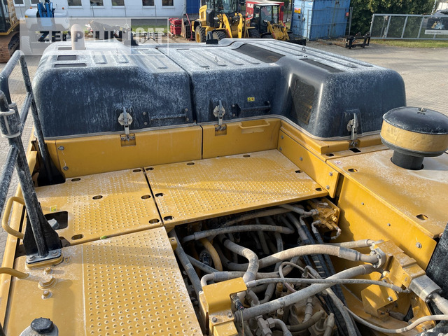 Crawler excavator Cat 352FL: picture 36