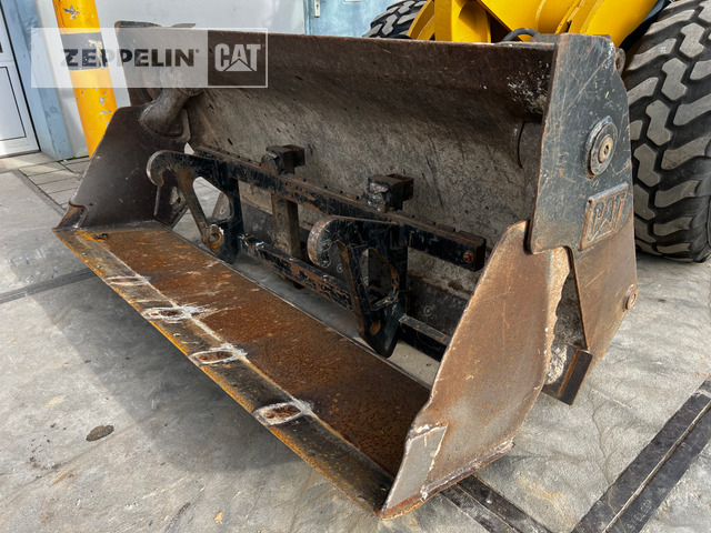 Wheel loader Cat 906M: picture 8 Wheel loader Cat 906M: picture 8