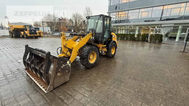 Cat 908M - Wheel loader: picture 1 Cat 908M - Wheel loader: picture 1