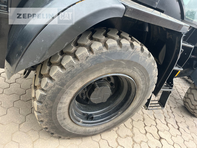 Wheel loader Cat 910-14A: picture 15