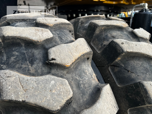 Wheel excavator Cat M317-07A: picture 11