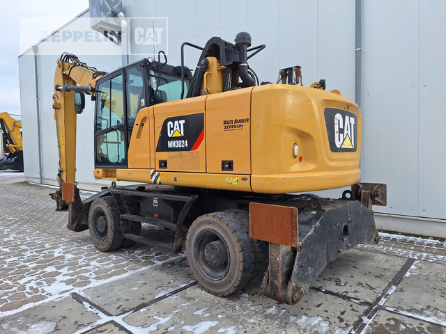 Cat MH3024-06C - Waste/ Industry handler: picture 2 Cat MH3024-06C - Waste/ Industry handler: picture 2