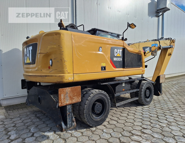Cat MH3024 - Waste/ Industry handler: picture 4 Cat MH3024 - Waste/ Industry handler: picture 4