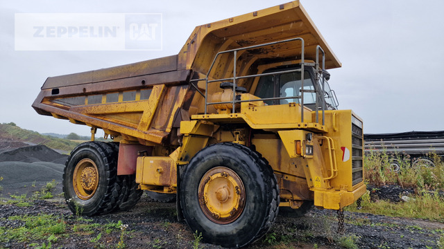 Komatsu HD325-6 - Rigid dumper/ Rock truck: picture 3 Komatsu HD325-6 - Rigid dumper/ Rock truck: picture 3