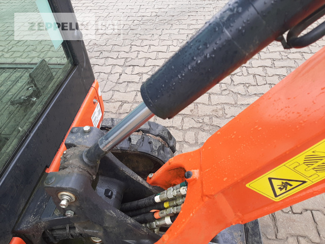 Mini excavator Kubota KX016-4: picture 18