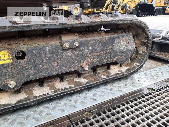 Mini excavator Kubota KX016-4: picture 14