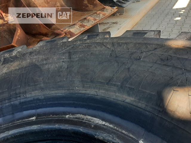 Michelin 1 x Reifen 36/65R33 leasing Michelin 1 x Reifen 36/65R33: picture 6 Michelin 1 x Reifen 36/65R33 leasing Michelin 1 x Reifen 36/65R33: picture 6