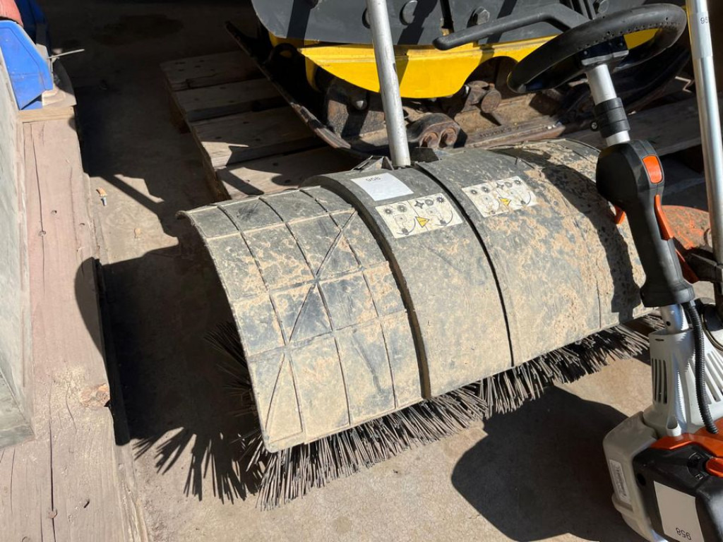 Stihl Stihl Kombimotor Kleinteile KM 131/R - Garden equipment: picture 2 Stihl Stihl Kombimotor Kleinteile KM 131/R - Garden equipment: picture 2