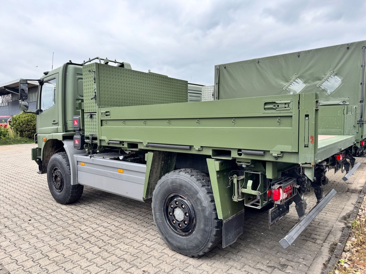 Mercedes-Benz 1018 Atego 4x4 Allrad Camper - Open body delivery van: picture 3 Mercedes-Benz 1018 Atego 4x4 Allrad Camper - Open body delivery van: picture 3