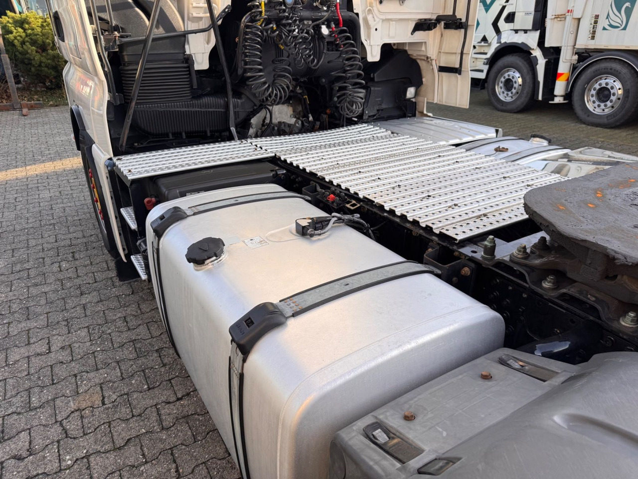 MAN TGX 18.460 4x2 BLS XXL Standklima - Tractor unit: picture 5 MAN TGX 18.460 4x2 BLS XXL Standklima - Tractor unit: picture 5