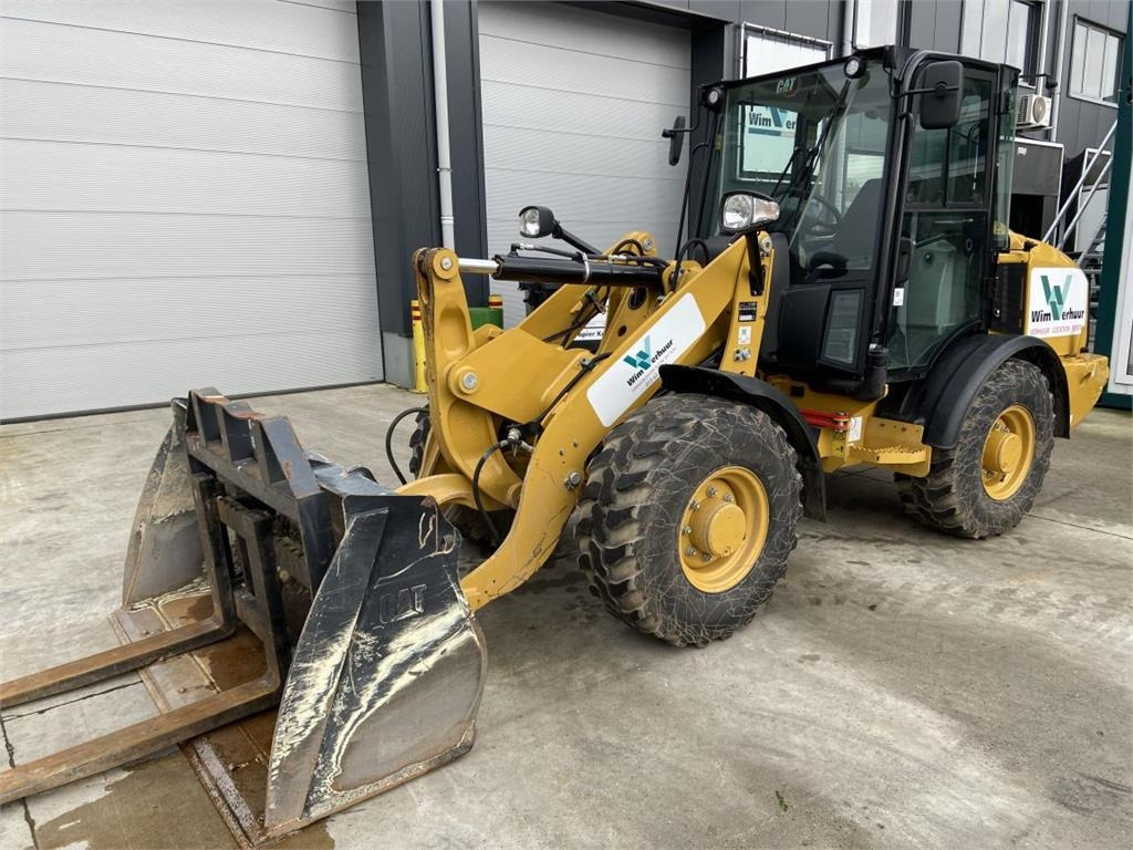 CAT 906M (7164) - Compact loader: picture 2 CAT 906M (7164) - Compact loader: picture 2