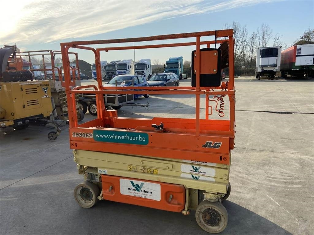 JLG 1930ES (4520) - Scissor lift: picture 5 JLG 1930ES (4520) - Scissor lift: picture 5