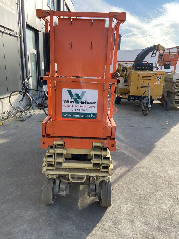 JLG 1930ES (4520) - Scissor lift: picture 3 JLG 1930ES (4520) - Scissor lift: picture 3