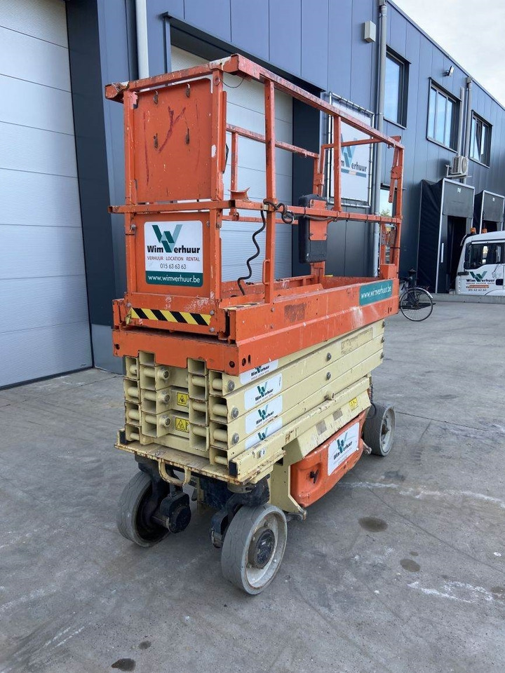 JLG 2632 ES (4508) - Scissor lift: picture 2 JLG 2632 ES (4508) - Scissor lift: picture 2