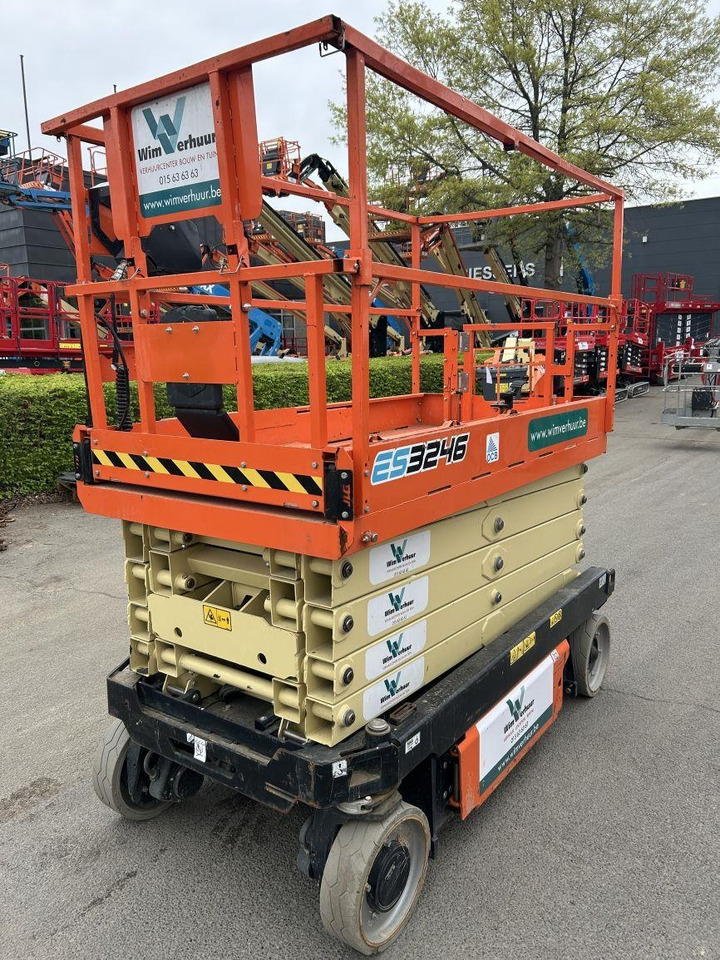 JLG 3246ES (6778)  - Scissor lift: picture 1 JLG 3246ES (6778)  - Scissor lift: picture 1