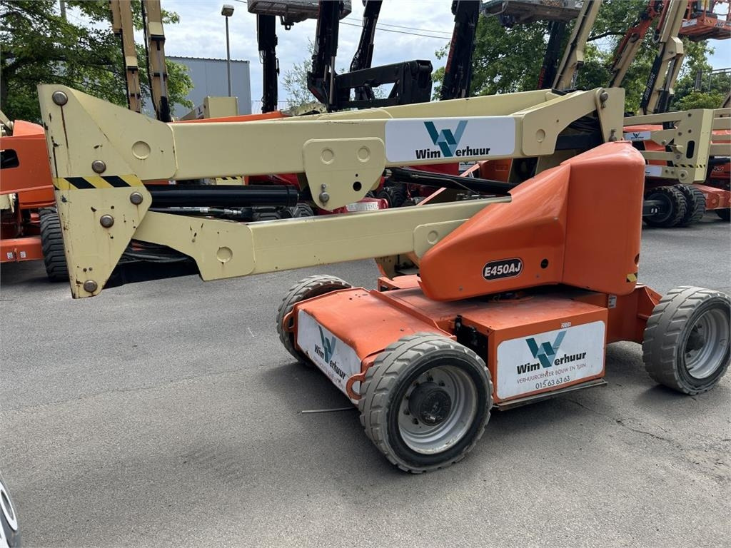 JLG E450AJ (2005) - Articulated boom: picture 5 JLG E450AJ (2005) - Articulated boom: picture 5
