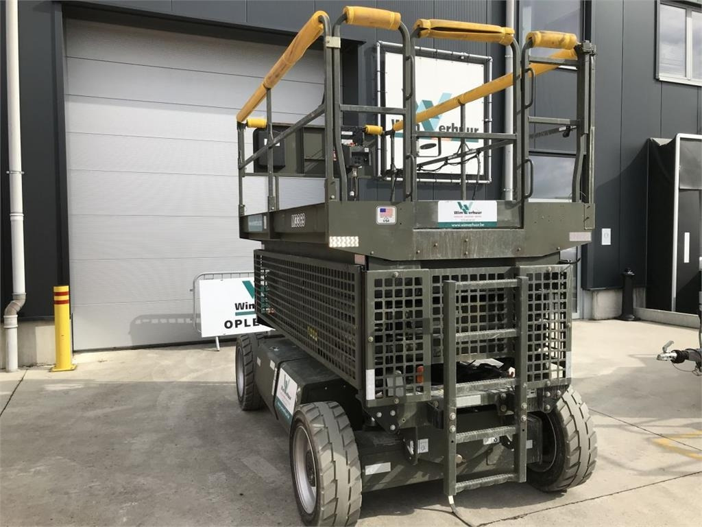 JLG M3369 (4331)  - Scissor lift: picture 1 JLG M3369 (4331)  - Scissor lift: picture 1
