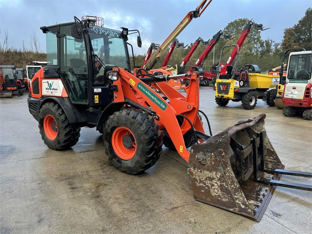 Kubota R070 (6678) - Compact loader: picture 3 Kubota R070 (6678) - Compact loader: picture 3