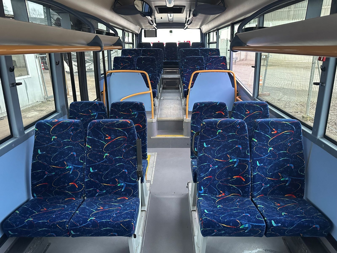 City bus Iveco Irisbus Crossway LE SFR 152 DE*100 km/h*Schalt Iveco Irisbus Crossway LE SFR 152 DE*100 km/h*Schalt: picture 14 City bus Iveco Irisbus Crossway LE SFR 152 DE*100 km/h*Schalt Iveco Irisbus Crossway LE SFR 152 DE*100 km/h*Schalt: picture 14