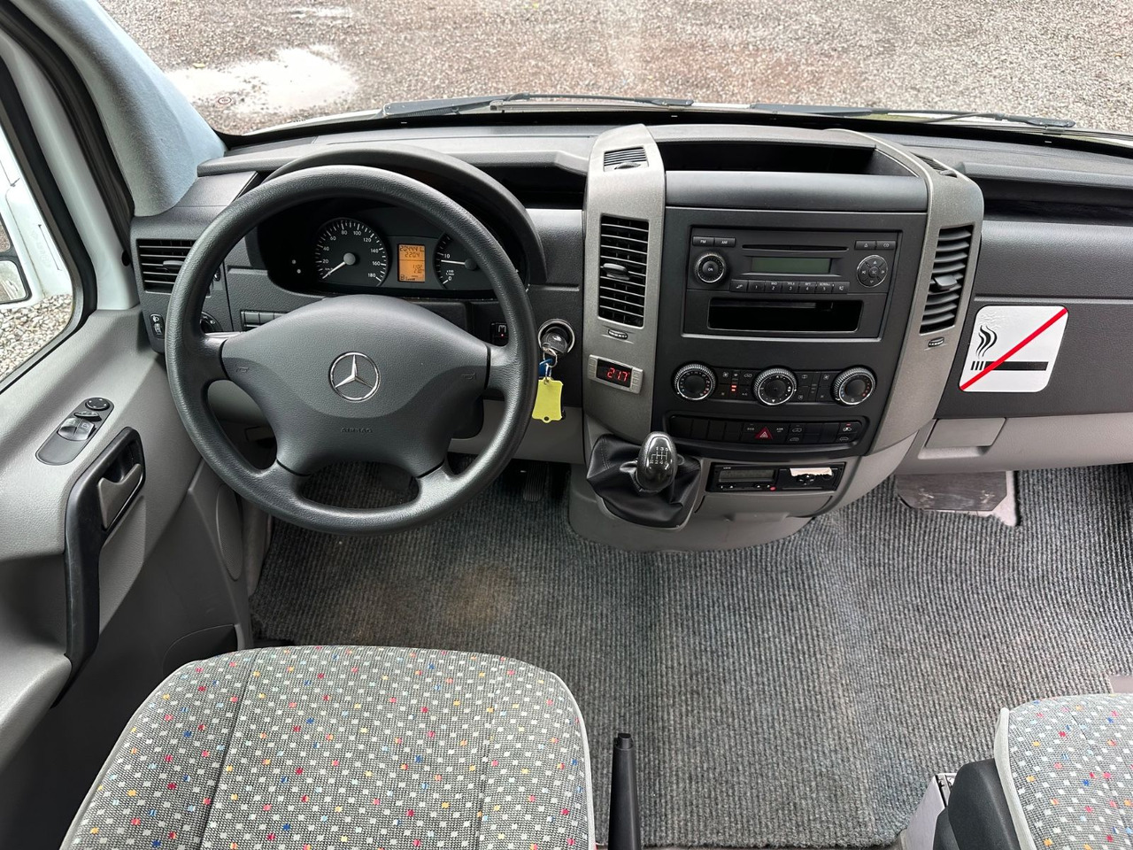 Mercedes-Benz Sprinter 316 CDi (17Sitze*DE*AC*Reise) - Minibus, Passenger van: picture 4 Mercedes-Benz Sprinter 316 CDi (17Sitze*DE*AC*Reise) - Minibus, Passenger van: picture 4