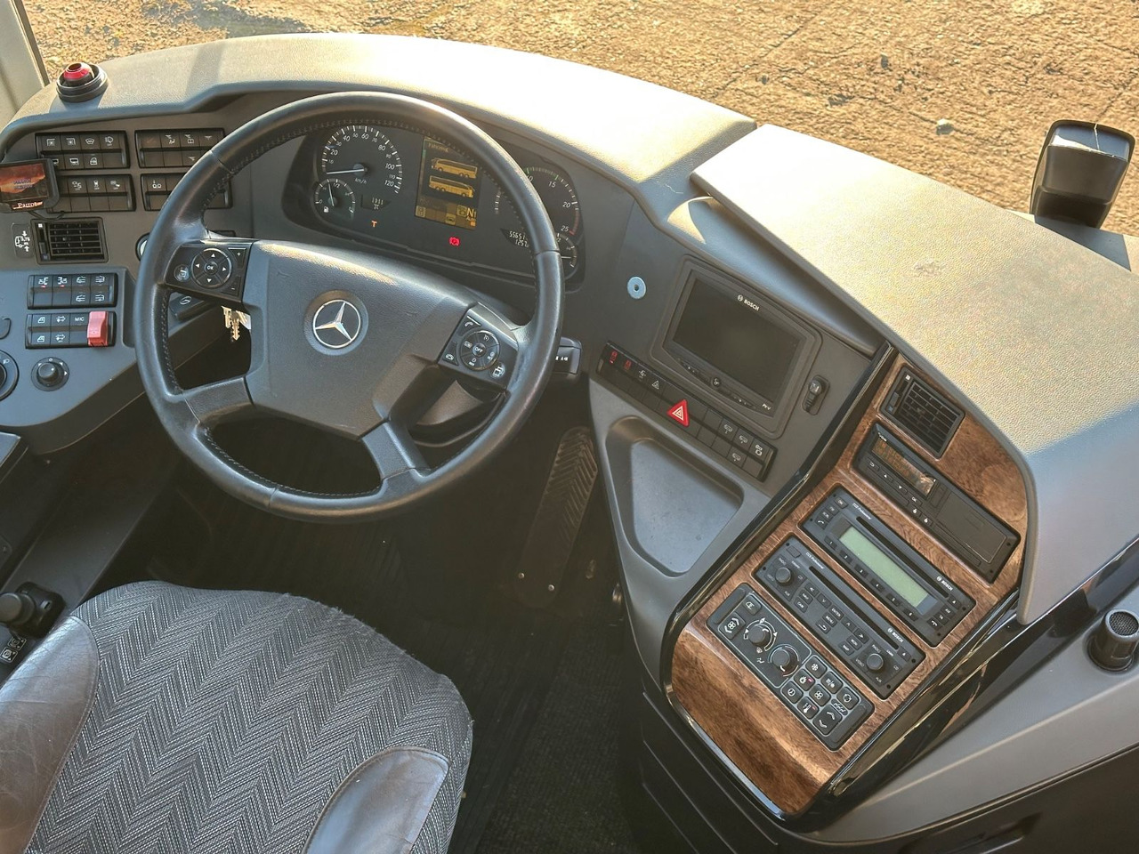 Mercedes-Benz Travego O580 16 RHD-M LuxLine*Eur6*SchweizerBus - Coach: picture 5 Mercedes-Benz Travego O580 16 RHD-M LuxLine*Eur6*SchweizerBus - Coach: picture 5