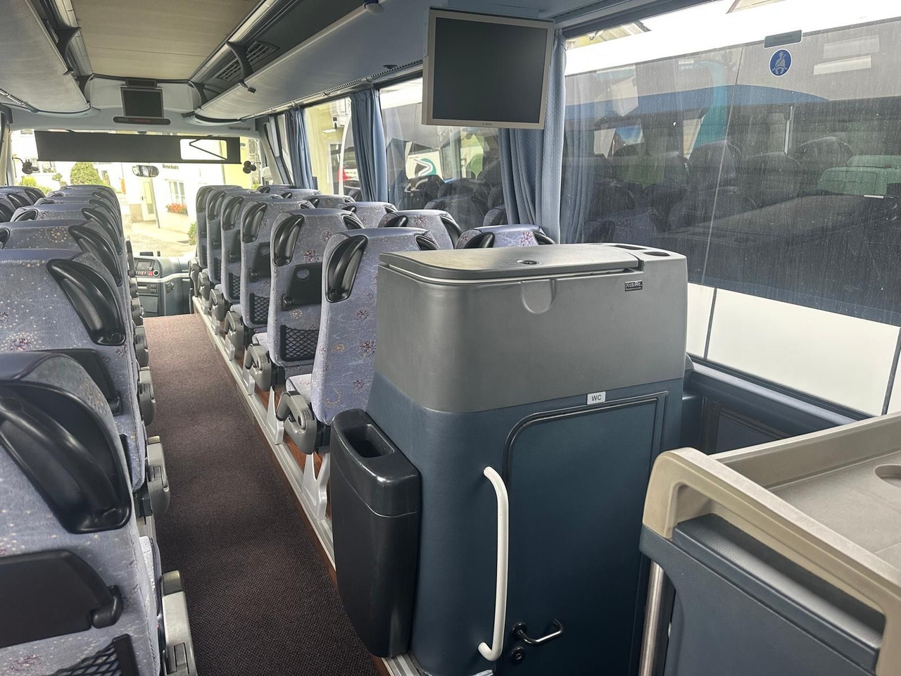 Coach Neoplan Tourliner L P22 (59 Sitze*Schalt*TOP*DE): picture 10 Coach Neoplan Tourliner L P22 (59 Sitze*Schalt*TOP*DE): picture 10