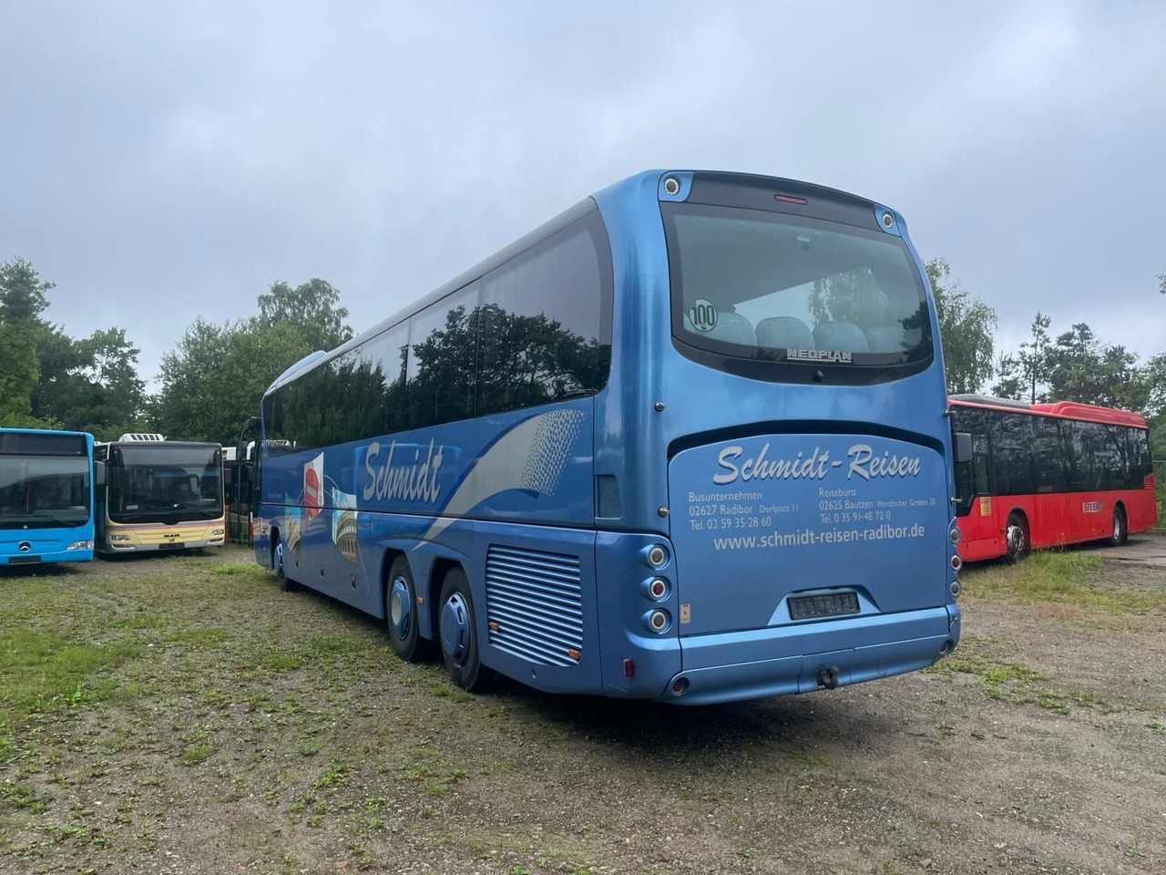 Neoplan Tourliner L P22 (59 Sitze*Schalt*TOP*DE) - Coach: picture 3 Neoplan Tourliner L P22 (59 Sitze*Schalt*TOP*DE) - Coach: picture 3
