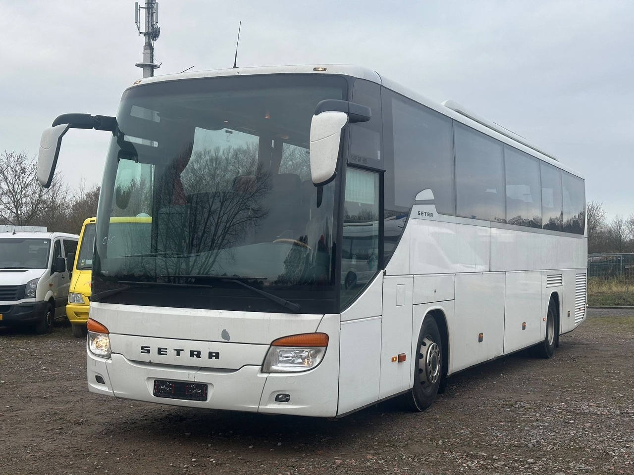 Setra S 415 GT-HD (Euro 4*Analog-Tacho) - Coach: picture 1 Setra S 415 GT-HD (Euro 4*Analog-Tacho) - Coach: picture 1